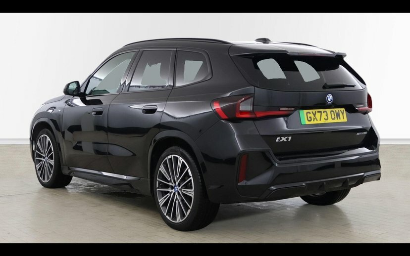 BMW iX1 Ix1 Xdrive30 M Sport Black #3