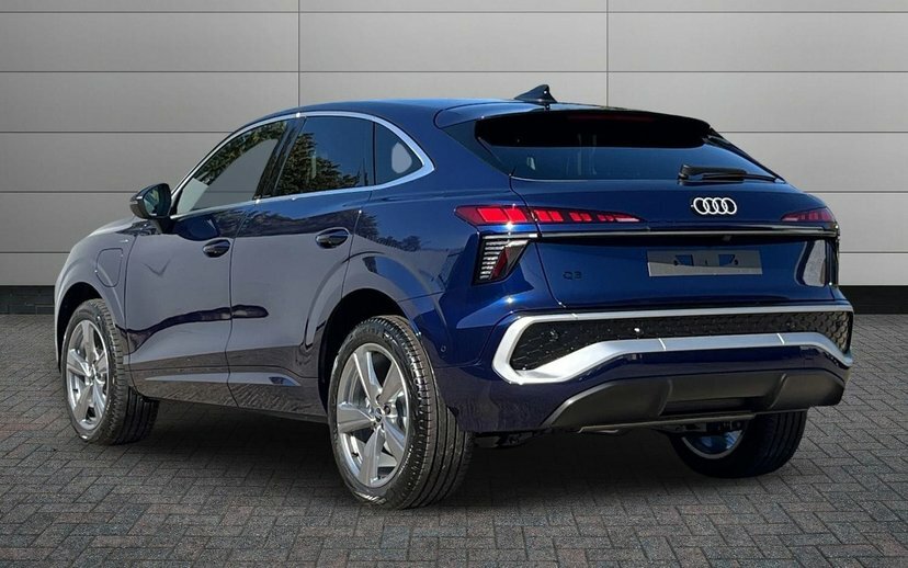 Audi Q3 1.5 E-hybrid 26Kwh S Line Sportback Plu Blue #3
