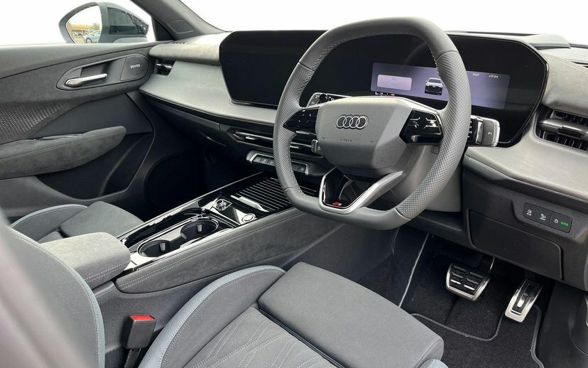 Audi Q3 1.5 E-hybrid Edition 1 Suv Plug-in Hybr Grey #6
