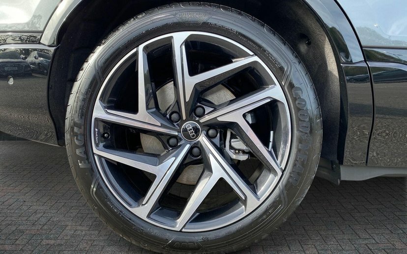 Audi Q6 E-Tron Suv Edition 1 Performance 225,00 Kw Black #5