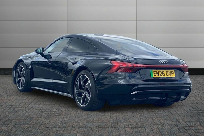 Audi E Tron GT 105Kwh Saloon Quattro 503 Ps Black #3