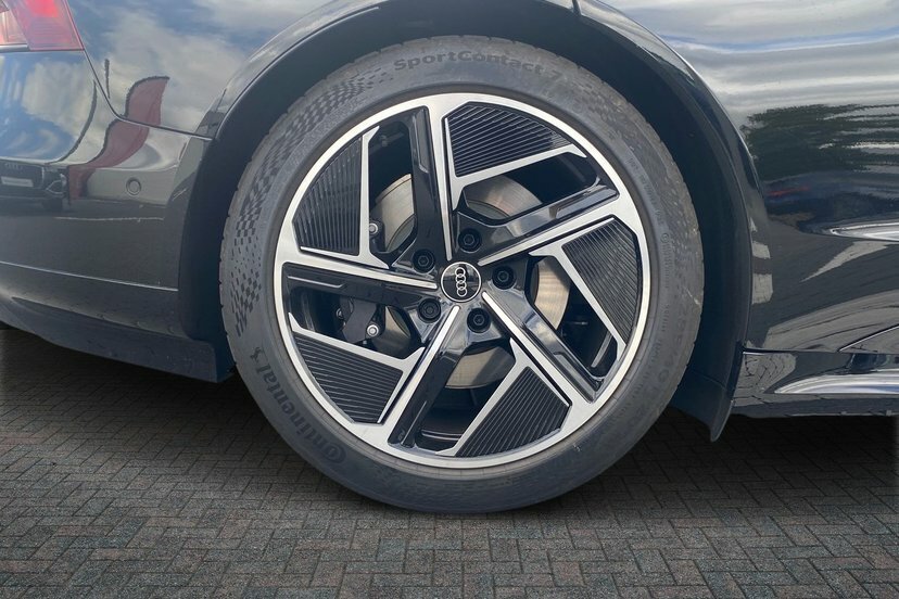Audi E Tron GT 105Kwh Saloon Quattro 503 Ps Black #5