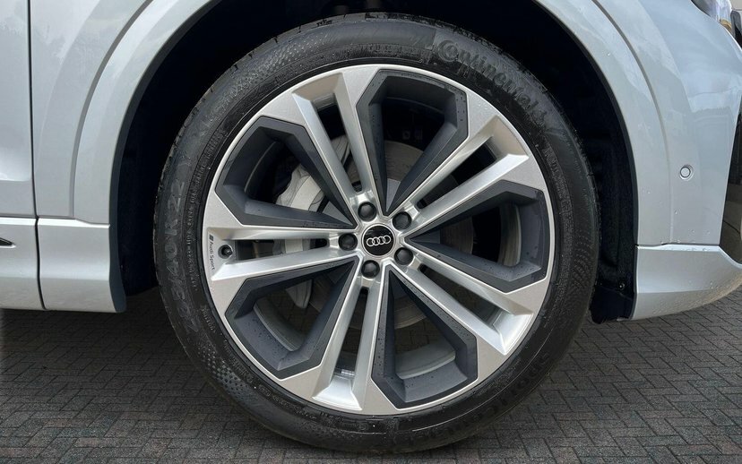 Audi Q8 3.0 Tdi V6 Black Edition Suv Tiptronic Silver #5