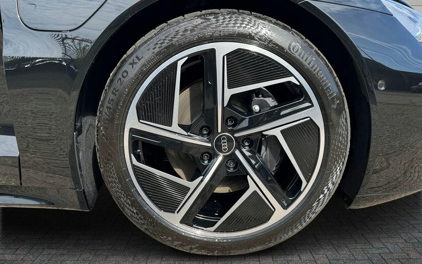 Audi E Tron GT 105Kwh Saloon Quattro 503 Ps Black #5