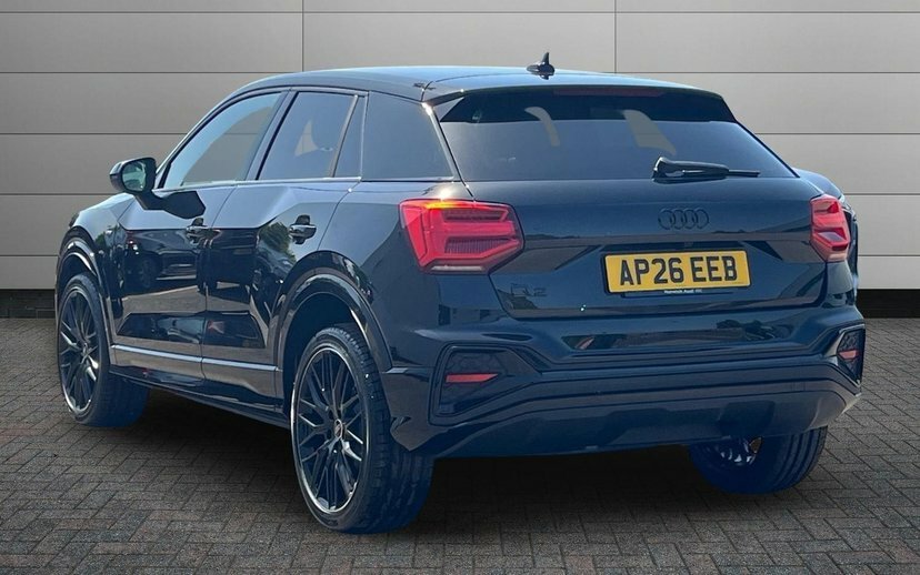 Audi Q2 1.5 Tfsi Cod 35 Black Edition Suv S Tro  #3