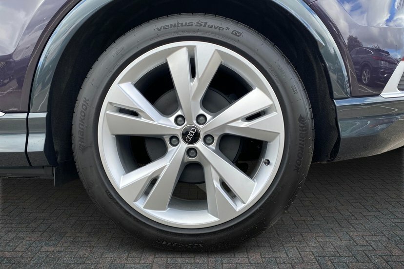 Audi Q4 E Tron 45 S Line Sportback 82Kwh 286 P Grey #5