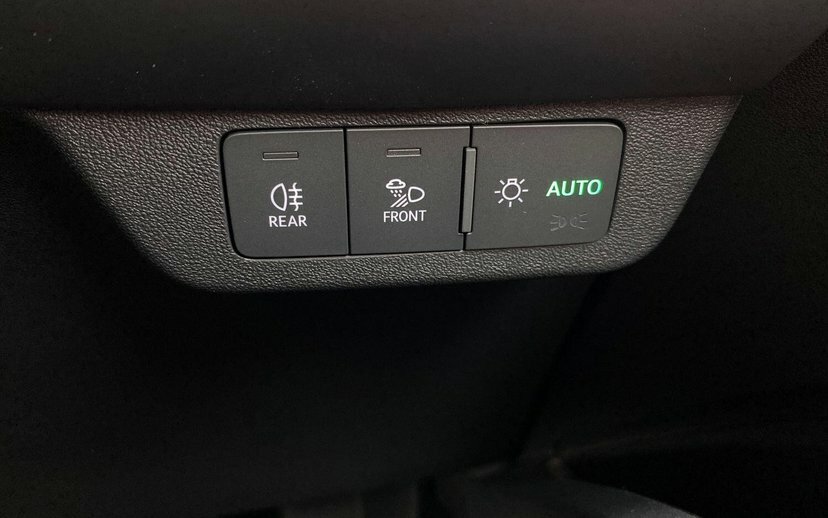 Audi Q4 E Tron 45 Black Edition 5-Door 82Kwh Blue #40