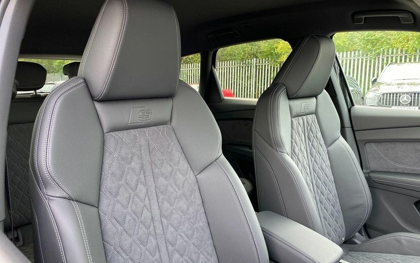 Audi Q4 E Tron 45 Black Edition 5-Door 82Kwh Blue #49