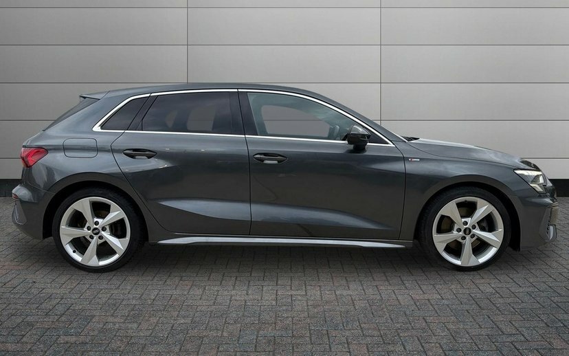 Audi A3 1.5 Tfsi 35 S Line Sportback S Tronic Grey #4