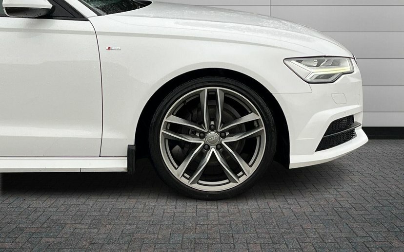 Audi A6 Avant 2.0 Tdi Ultra Black Edition S Tronic  #5