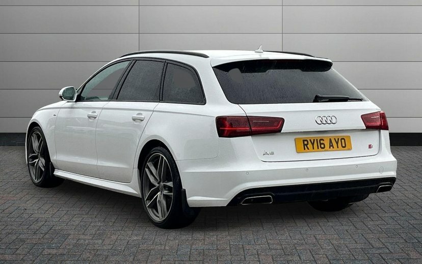 Audi A6 Avant 2.0 Tdi Ultra Black Edition S Tronic  #3