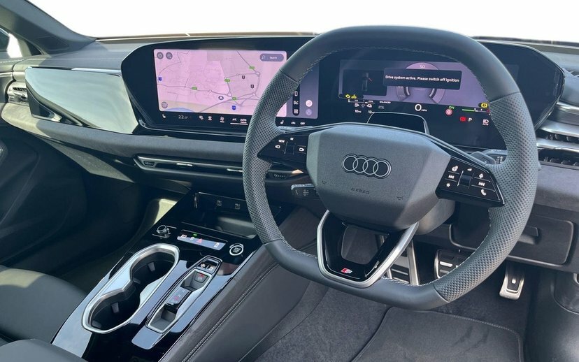 Audi A5 2.0 E-hybrid 25.9Kwh Black Edition Saloon Petr Blue #6