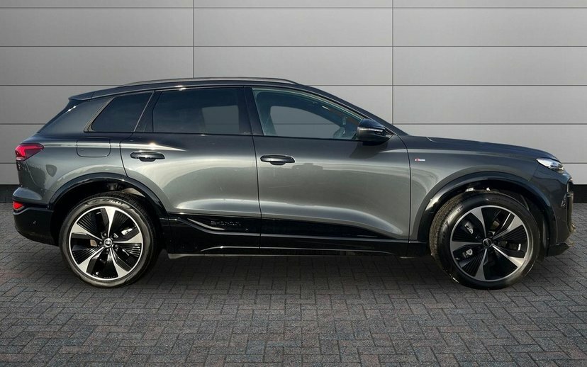 Audi Q6 E-Tron 100Kwh Black Edition Suv Quattro Grey #4