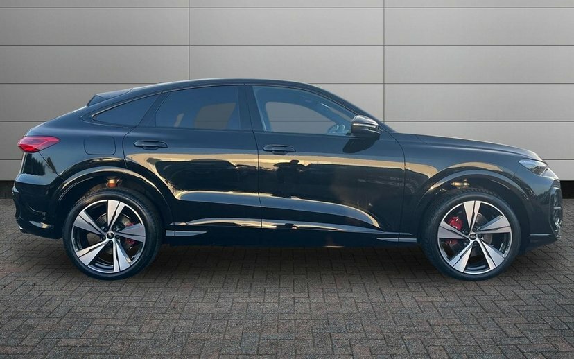 Audi SQ5 3.0 Tfsi S Black Edition Sportback S Tr Black #4