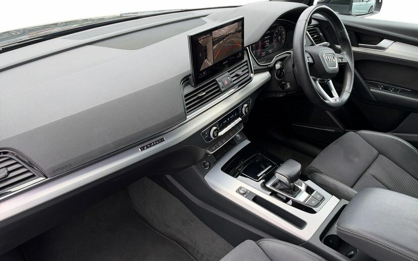 Audi Q5 2.0 Tdi 40 S Line Suv S Tronic Quattro Black #2