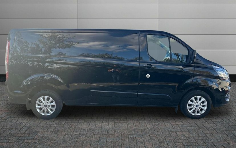 Ford Transit Custom 2.0 300 Ecoblue Limited Panel Van Manua Black #5