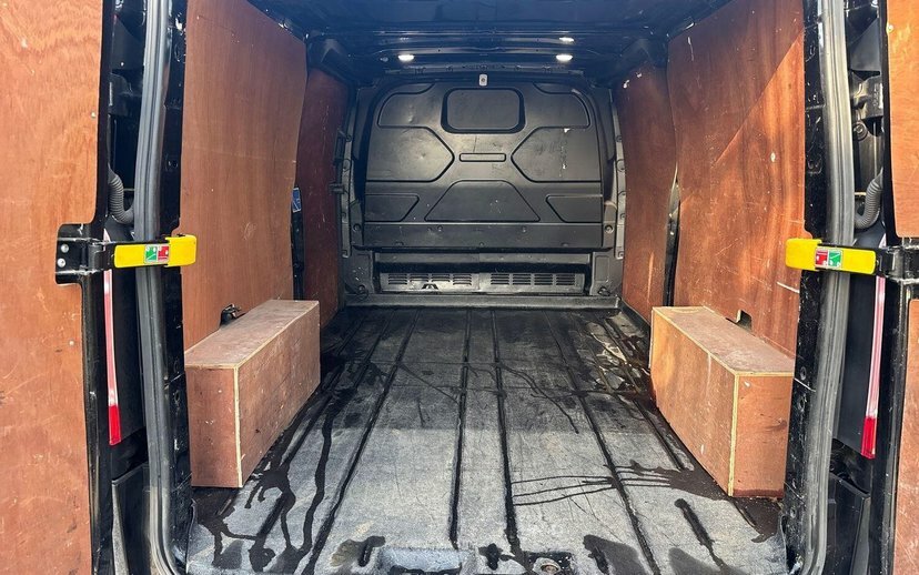 Ford Transit Custom 2.0 300 Ecoblue Limited Panel Van Manua Black #2
