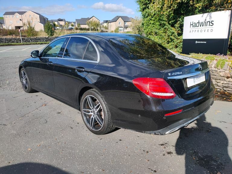 Mercedes-Benz E Class E220d Amg Line 9G-tronic Black #2