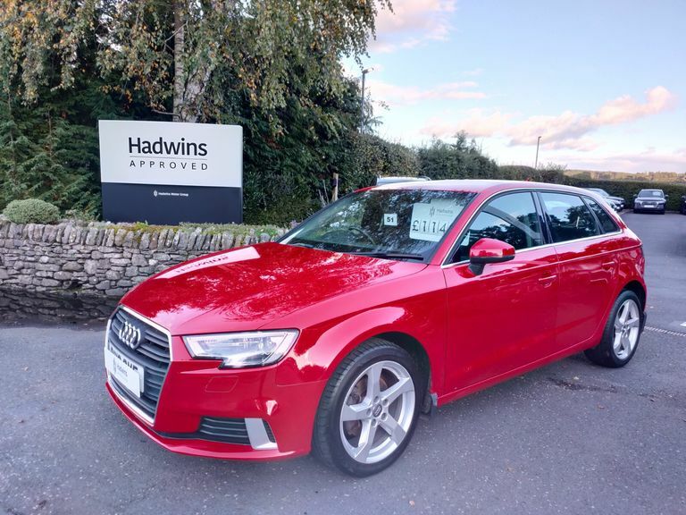 Audi A3 1.6 Tdi 116 Sport Red