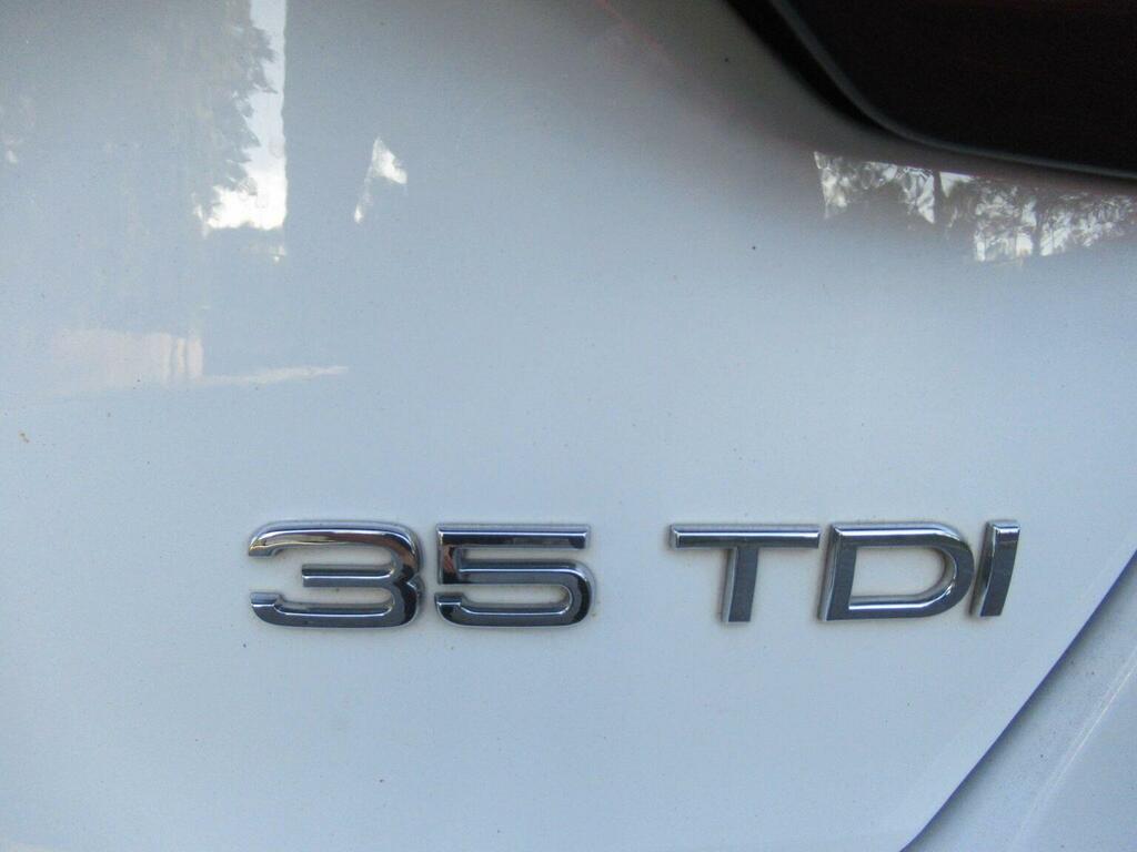 Audi A4 Avant Technik Black #16