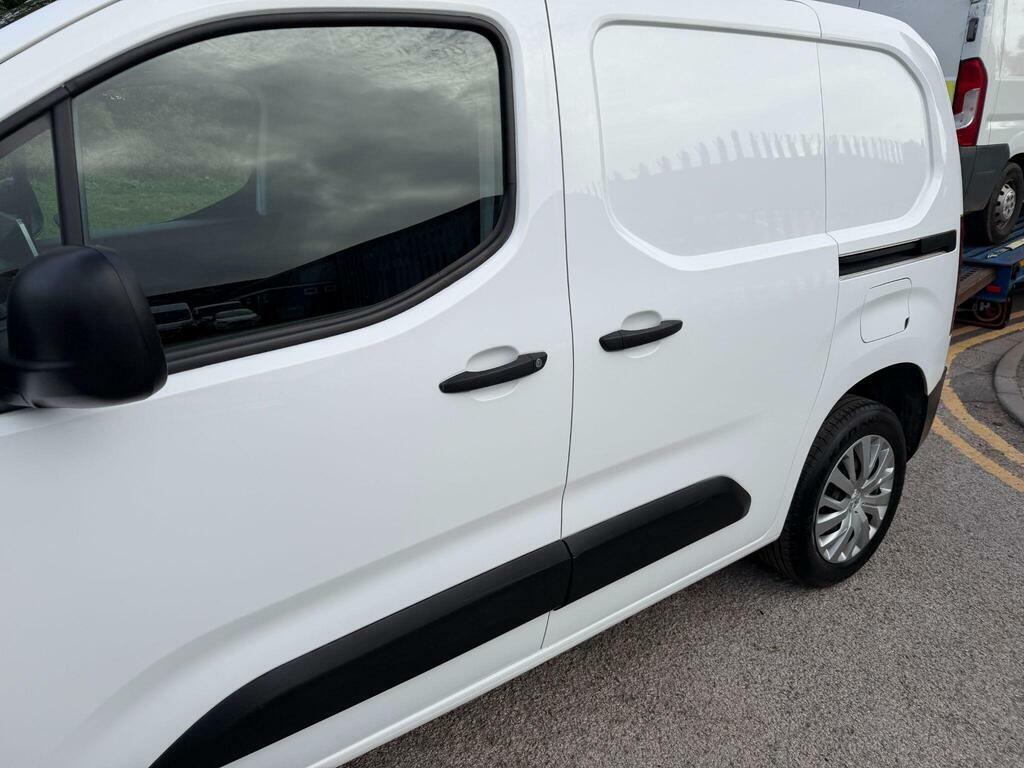 Peugeot Partner 1.5 Bluehdi 1000 Professional Standard Panel Van S White #6