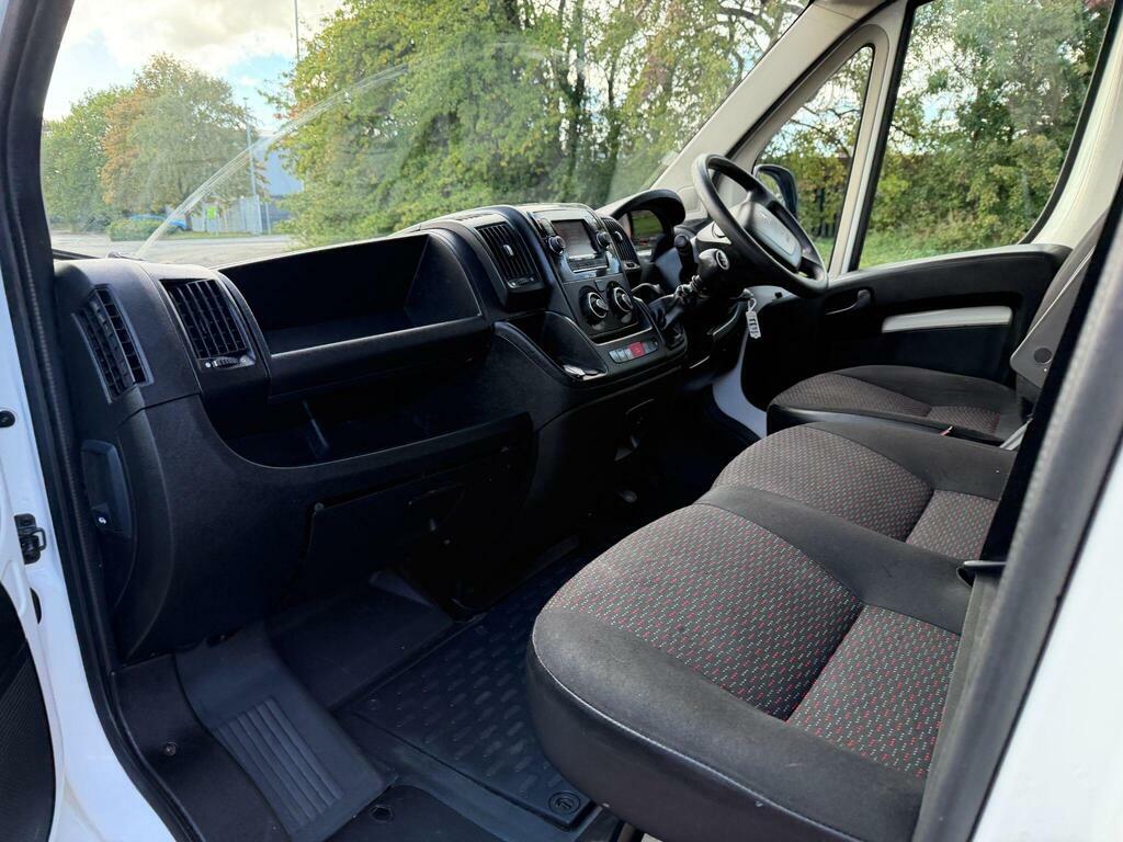 Peugeot Boxer 2.2 Bluehdi 335 Professional L2 H2 Euro 6 S S White #5