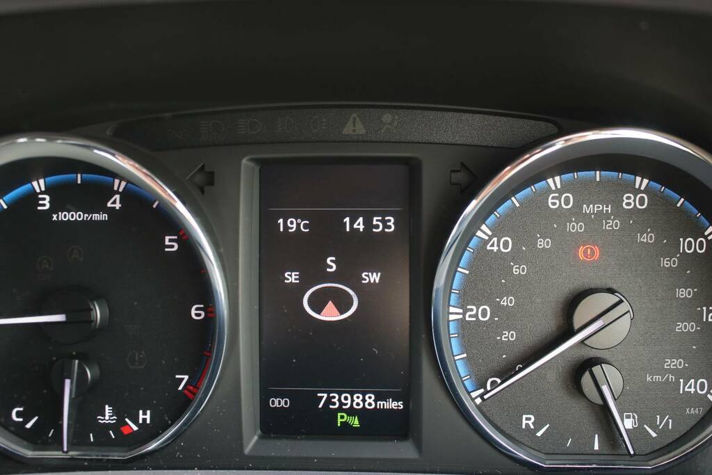 Toyota Rav 4 Rav4 Excel Hev Cvt White #9