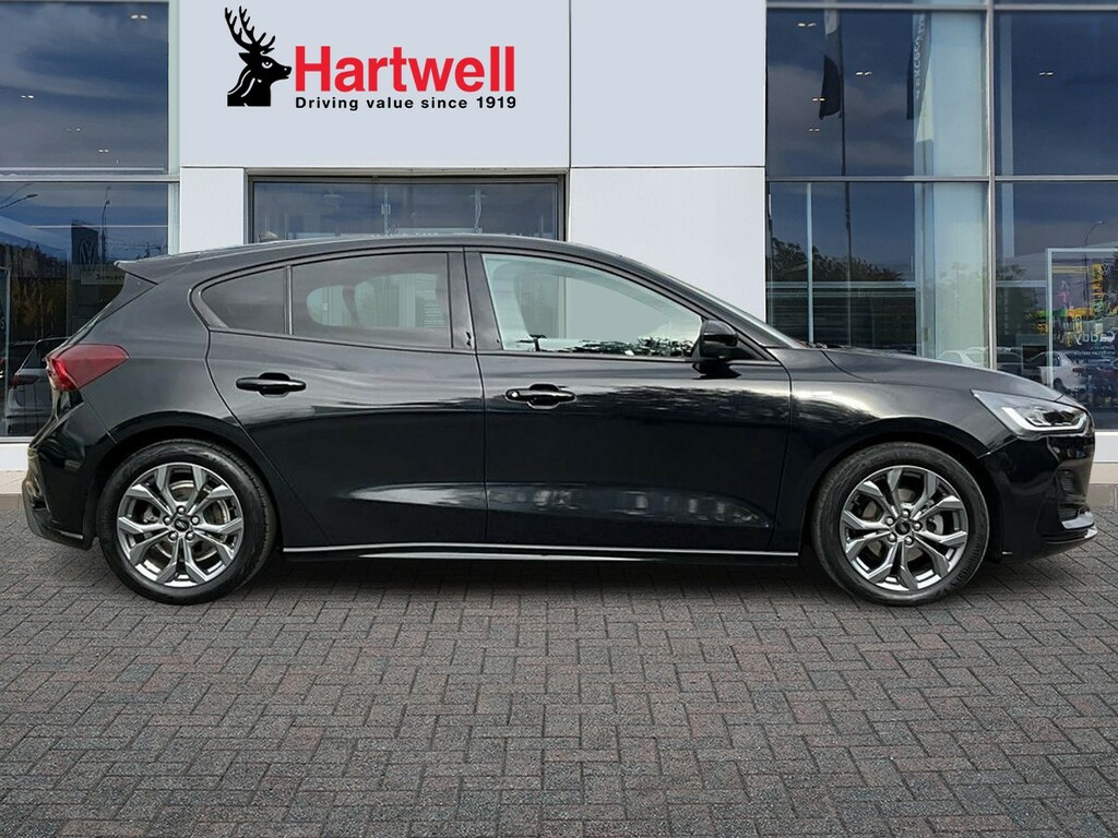 Ford Focus 1.0T Ecoboost St-line Hatchback Black #2
