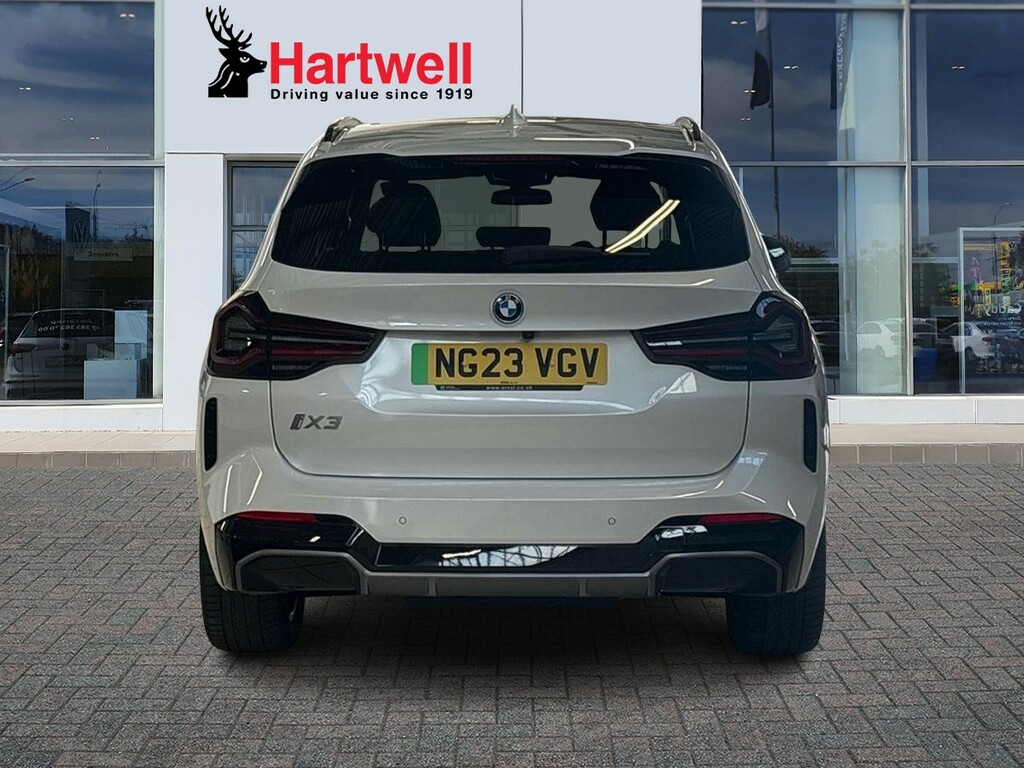 BMW iX3 80Kwh M Sport Suv 286 Ps White #4