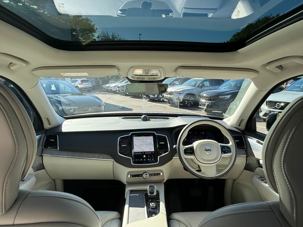 Volvo XC90 Ultimate Black #3