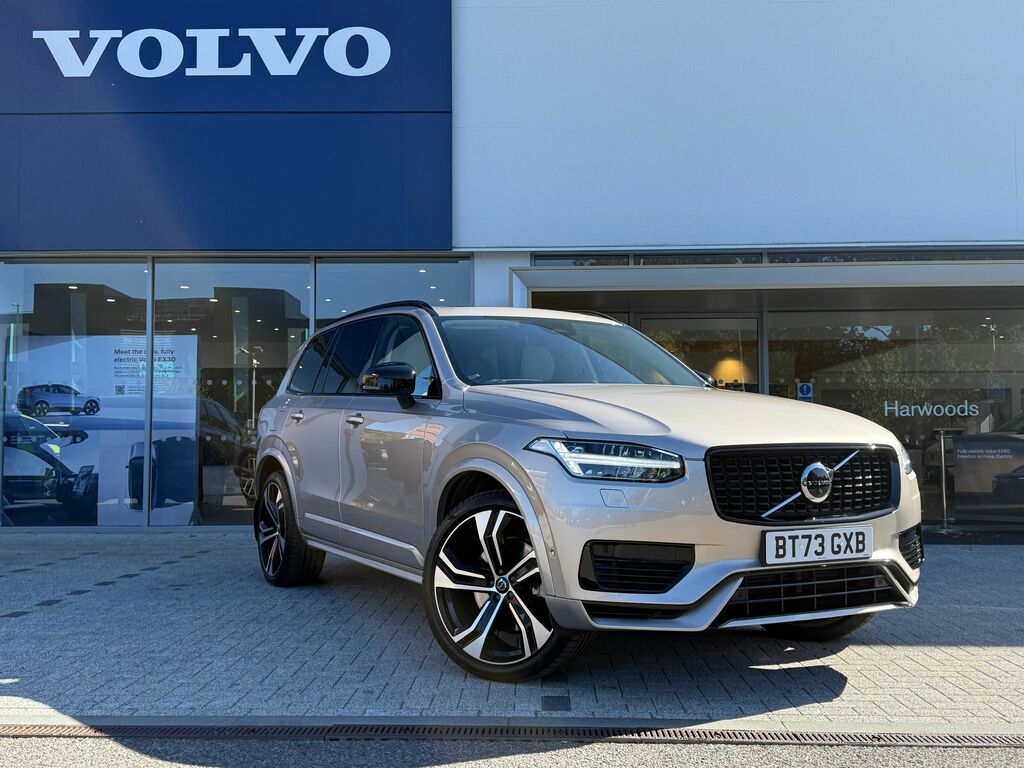 Volvo XC90 Ultimate Black