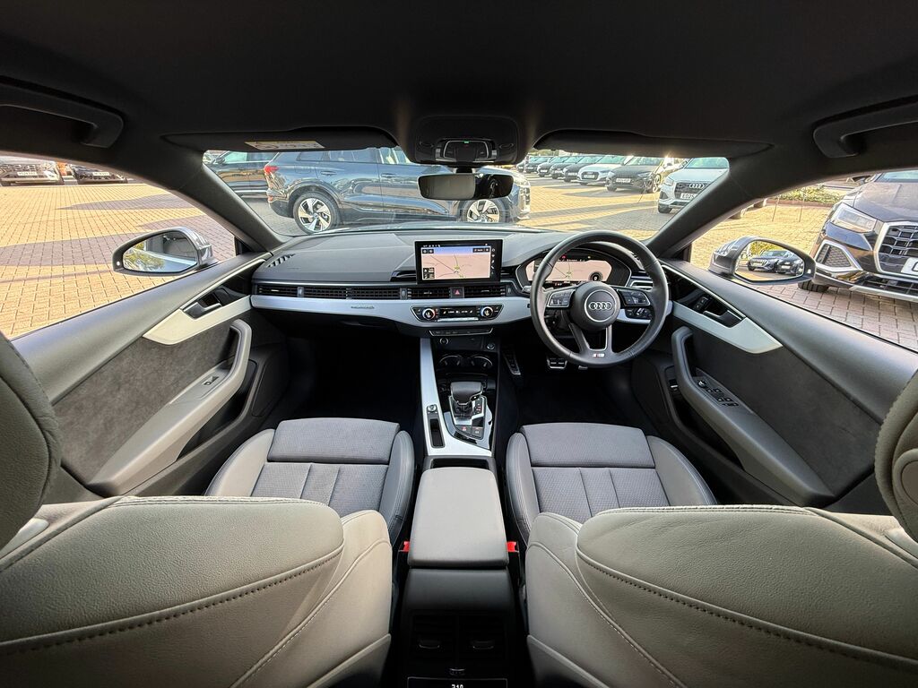Audi A5 S Line Black #3