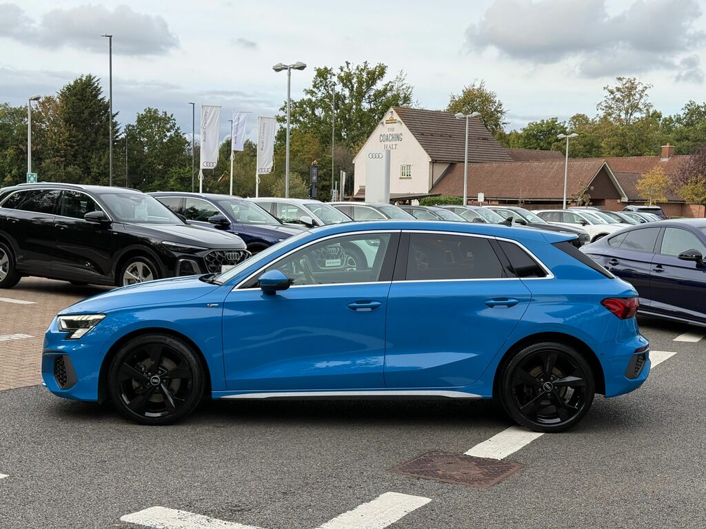 Audi A3 30 Tdi Sport Comfortsound Black #41