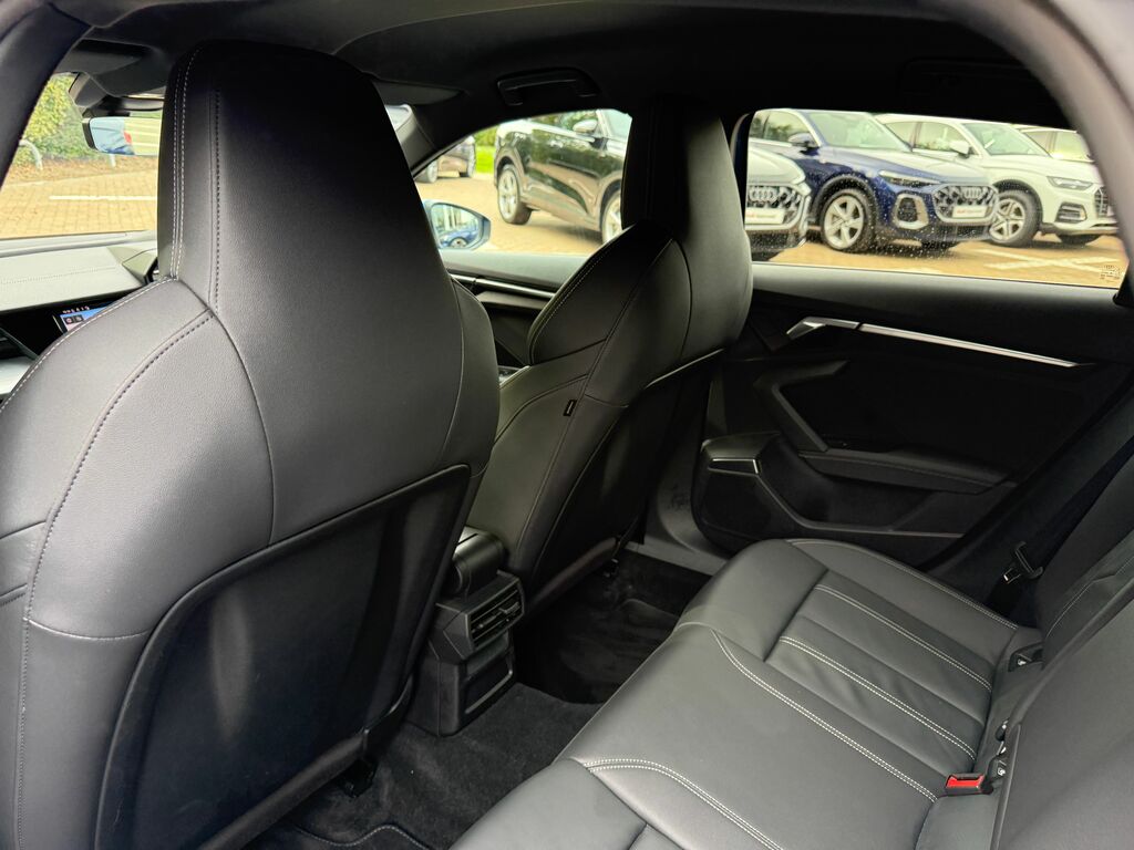 Audi A3 30 Tdi Sport Comfortsound Black #42