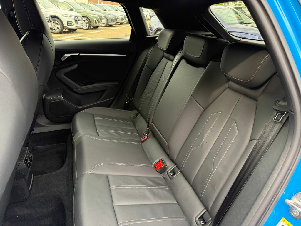 Audi A3 30 Tdi Sport Comfortsound Black #43