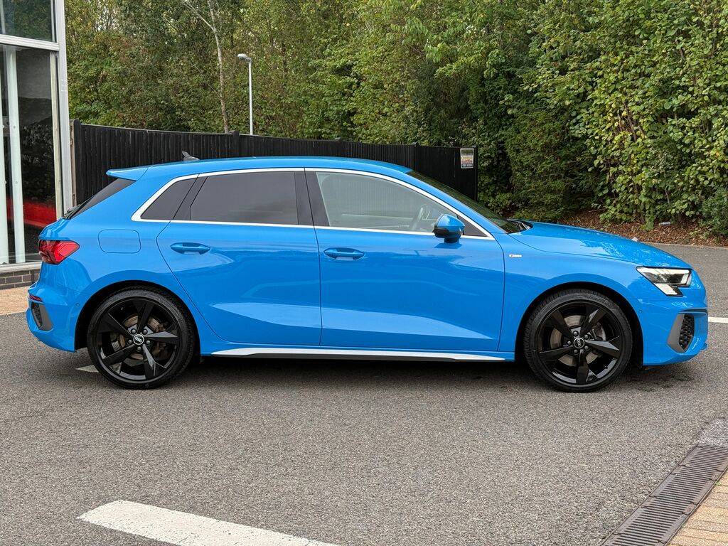 Audi A3 30 Tdi Sport Comfortsound Black #26