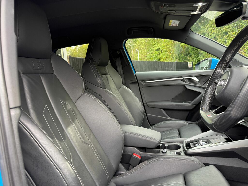 Audi A3 30 Tdi Sport Comfortsound Black #23