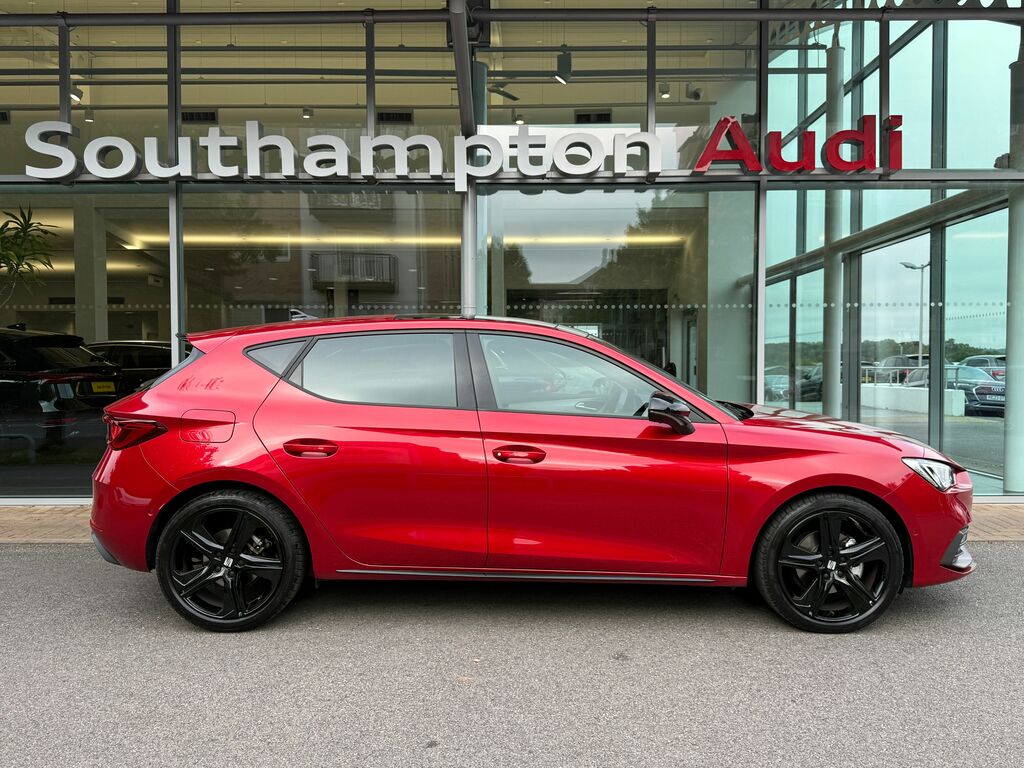 Seat Leon Fr Black Edition Red #2