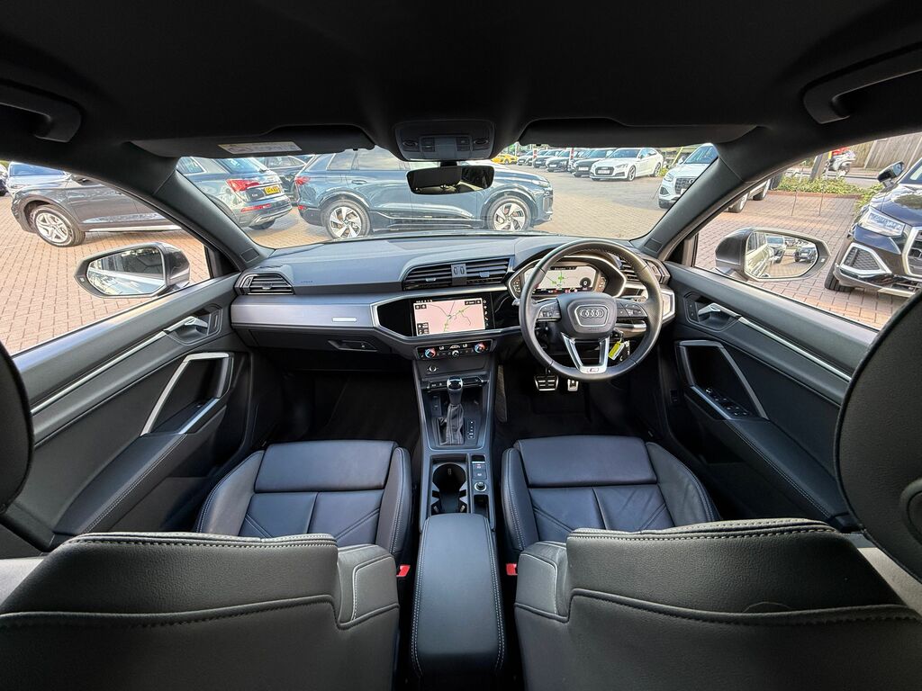 Audi Q3 S Line Black #3