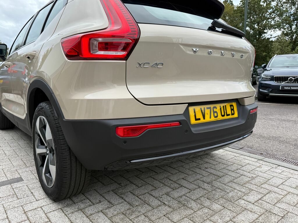Volvo XC40 2.0 B3 Mhev #17