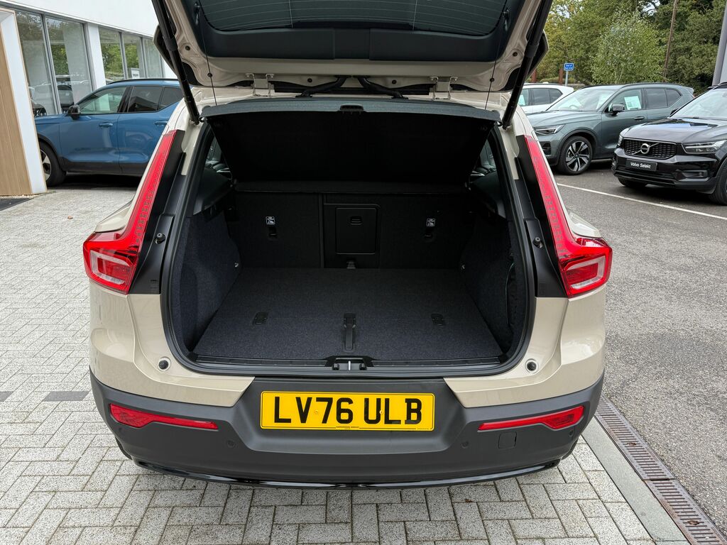 Volvo XC40 2.0 B3 Mhev #18