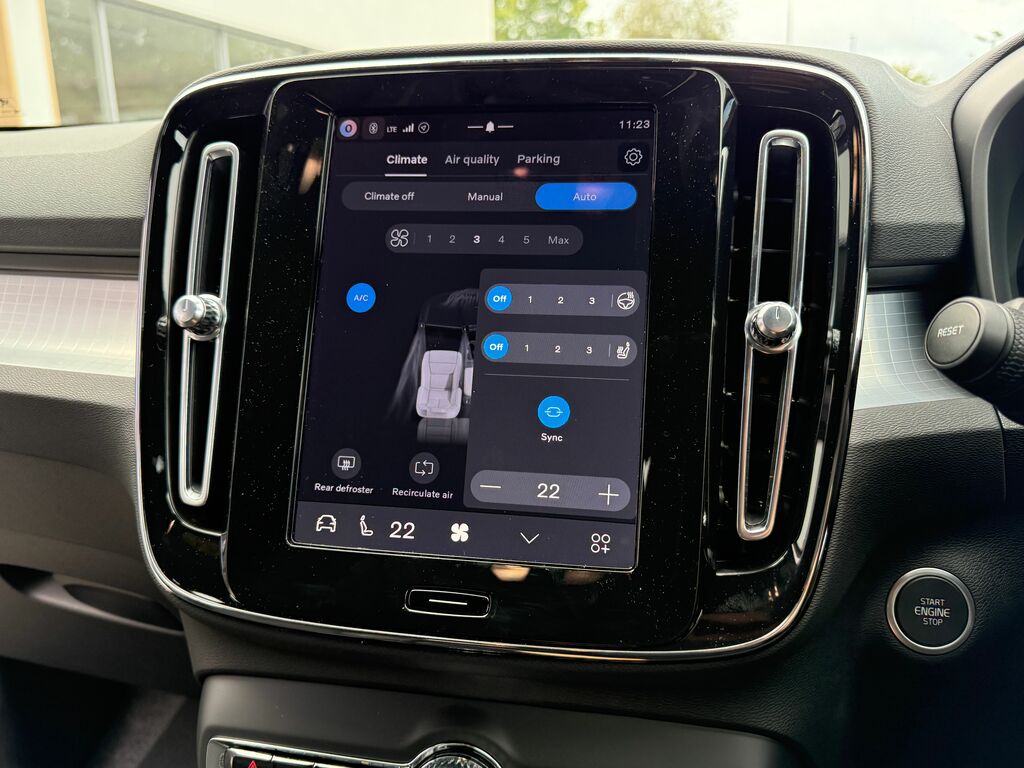 Volvo XC40 2.0 B3 Mhev #36