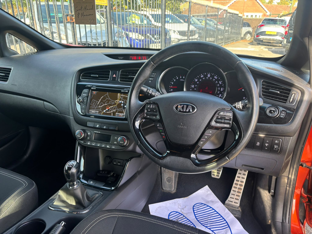 Kia Proceed 1.6 Crdi Ecodynamics Se Hatchback Manua Orange #2
