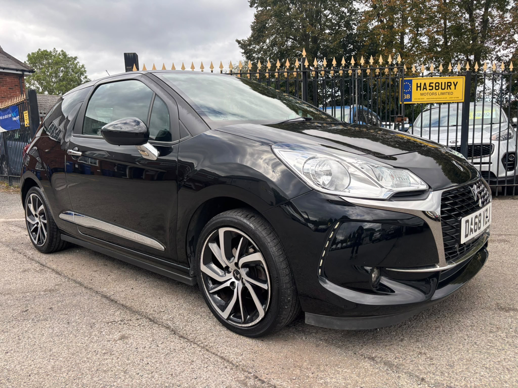 DS DS 3 1.2 Puretech Gpf Connected Chic Hatchback Petr Black