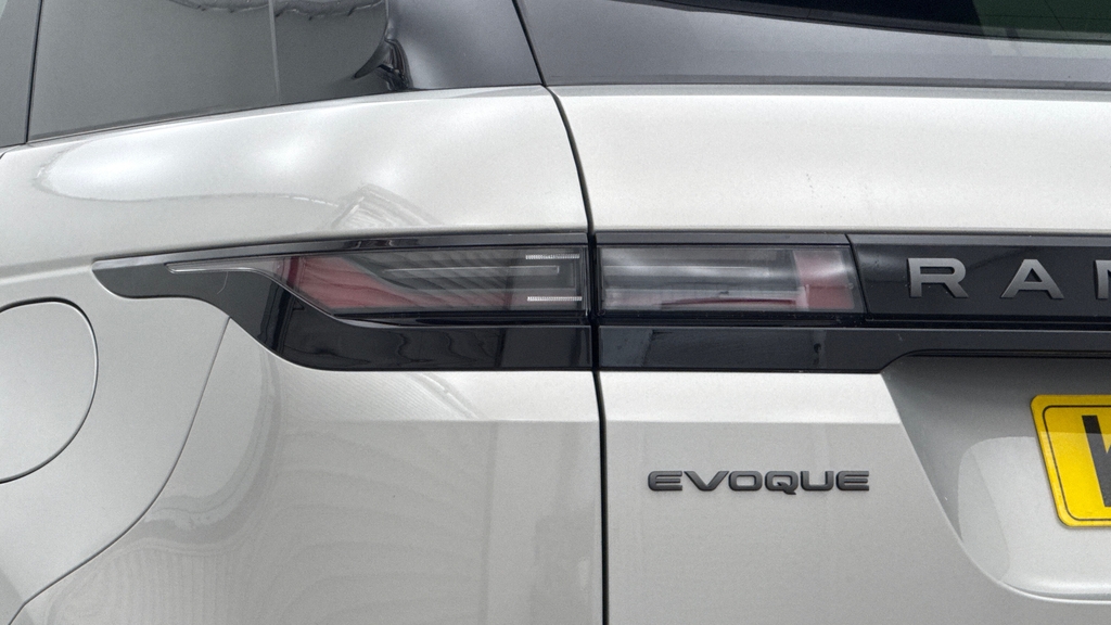 Land Rover Range Rover Evoque 2.0 D200 Black #19