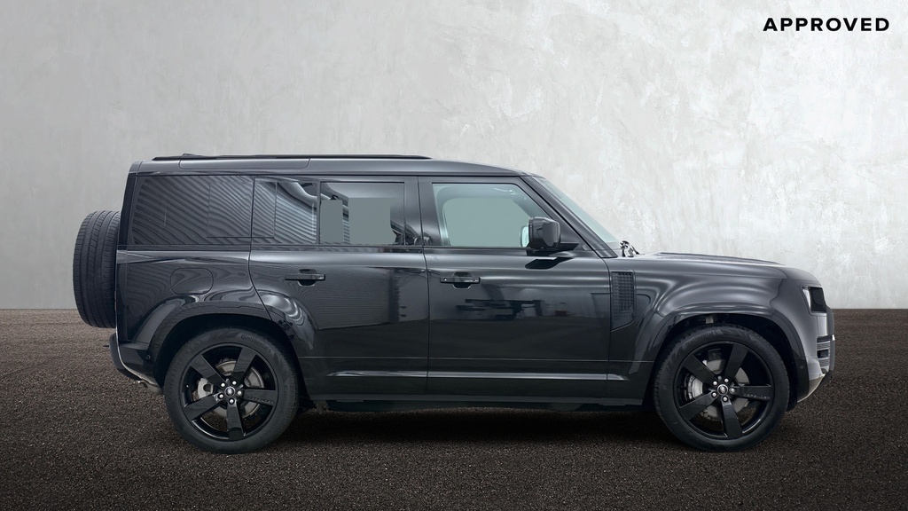 Land Rover Defender 110 P300e X-dynamic Hse Santorini Black Black #5