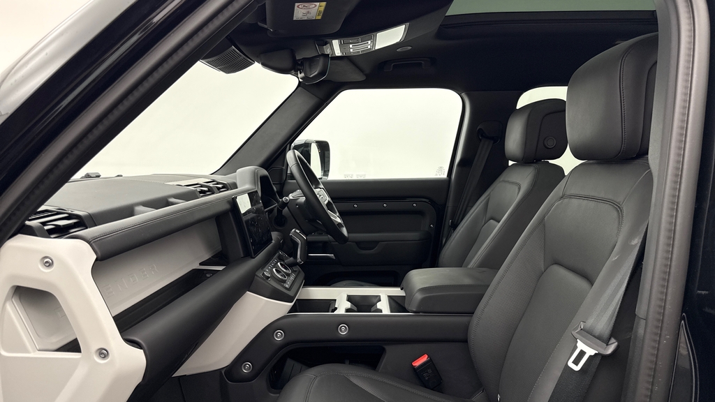 Land Rover Defender 110 P300e X-dynamic Hse Santorini Black Black #3