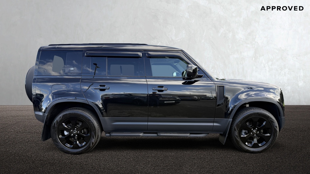 Land Rover Defender 110 D250 Se Santorini Black Black #5