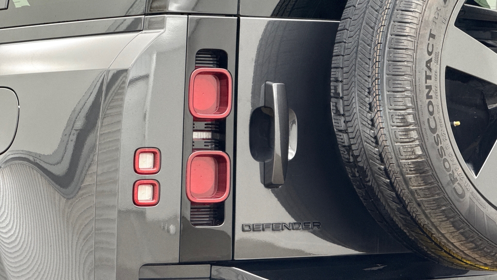 Land Rover Defender 110 3.0 D350 X-dynamic Hse #19