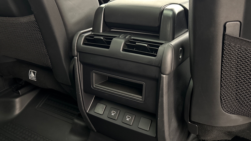 Land Rover Defender 110 3.0 D350 X-dynamic Hse #18